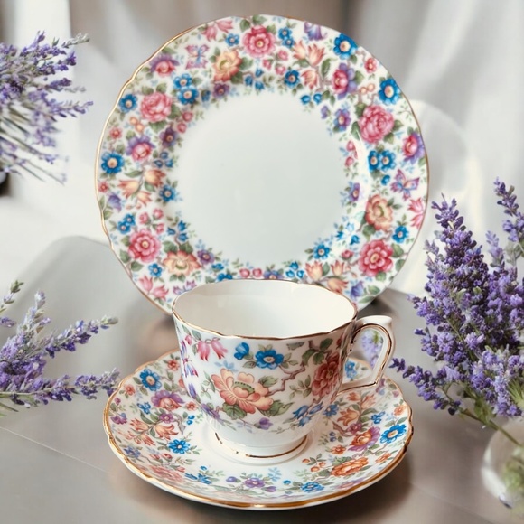 Vintage Crown Staffordshire Cup/Saucer/Plate “Springtime” Trio - Picture 2 of 5